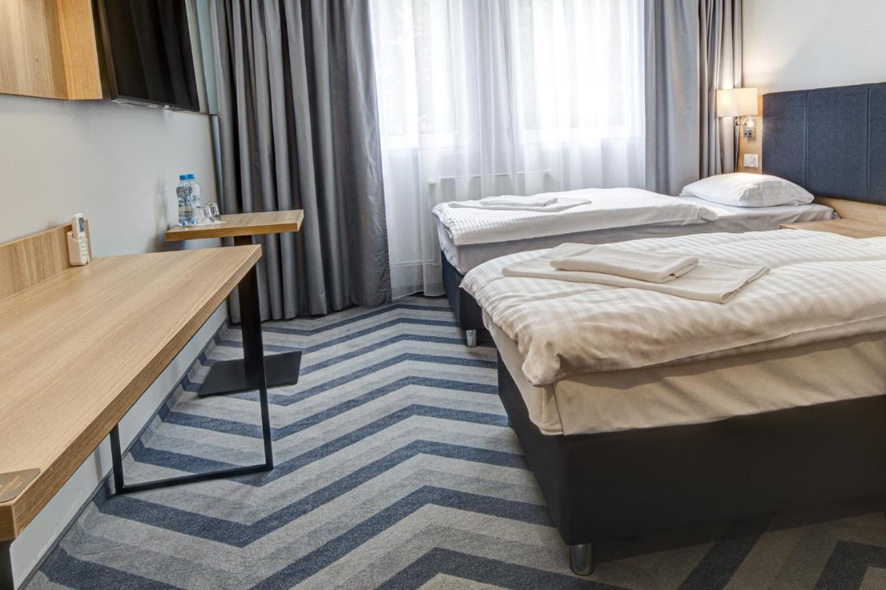 Hotel Dobosz 폴리스 외부 사진