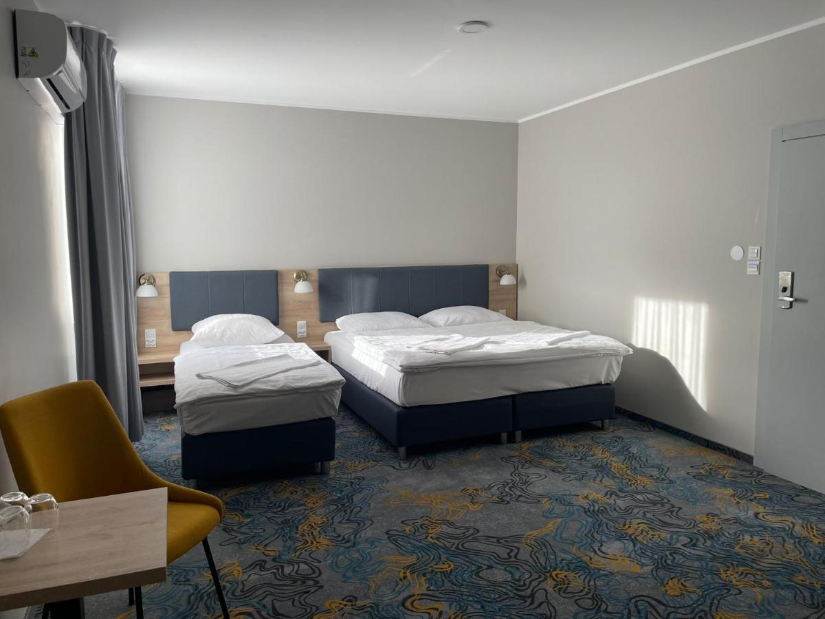 Hotel Dobosz 폴리스 외부 사진