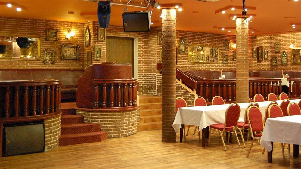 Hotel Dobosz 폴리스 외부 사진